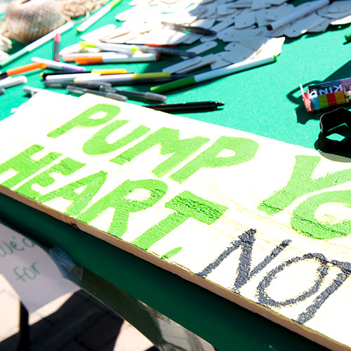 EnviroJustice Fair - Making a Enviro sign