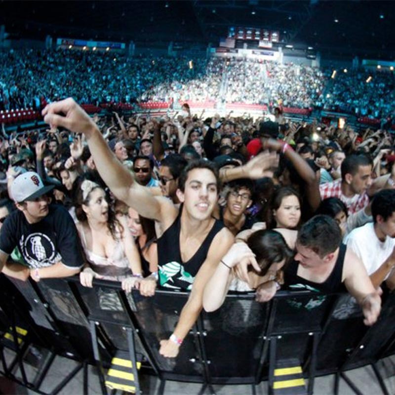 Crowd at concert at Viejas Arena